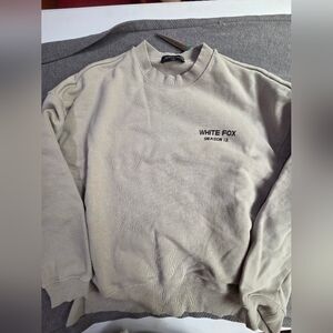 White Fox Season 13 Sweatshirt, Size S/M